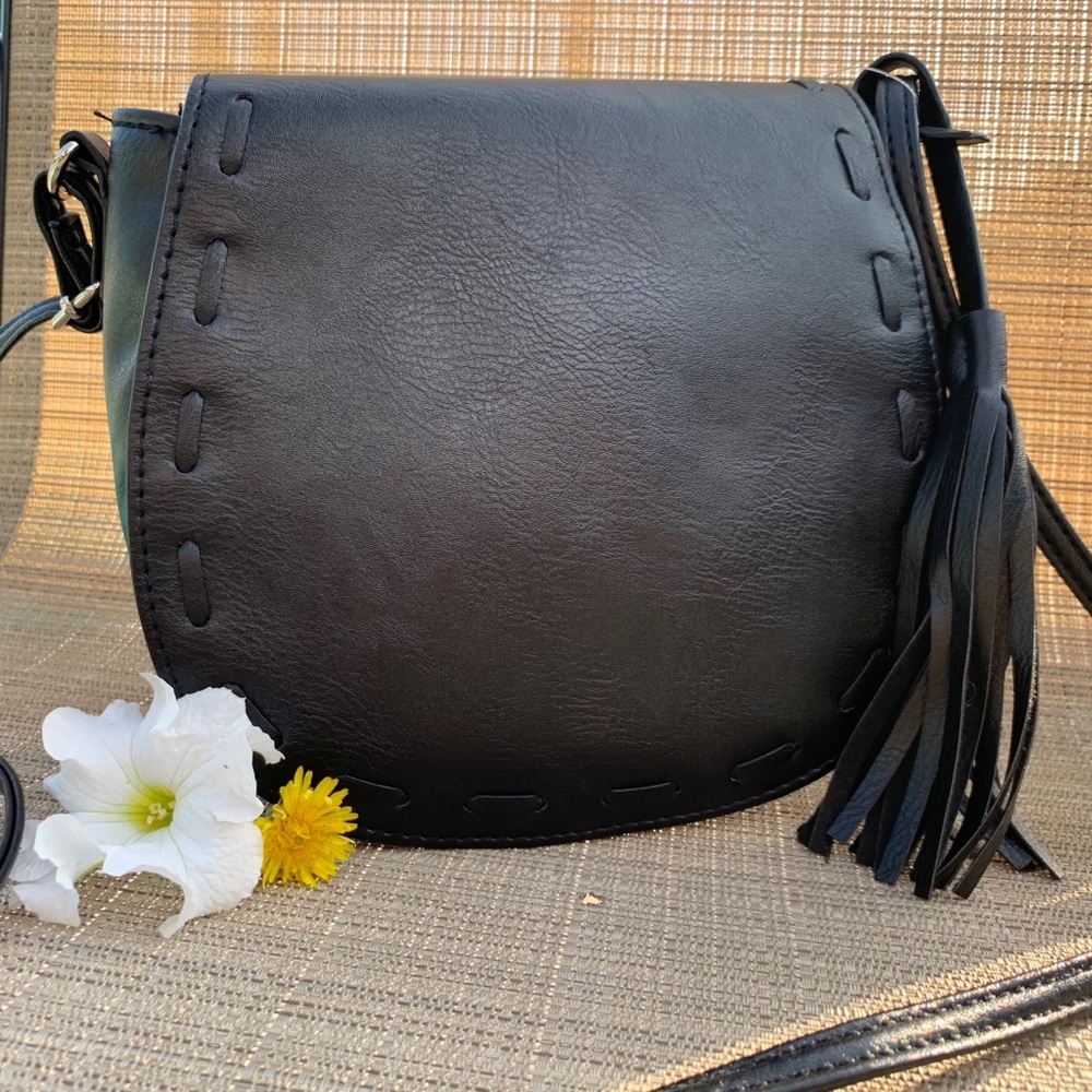 🆕 Cross-Body Bag 🆕